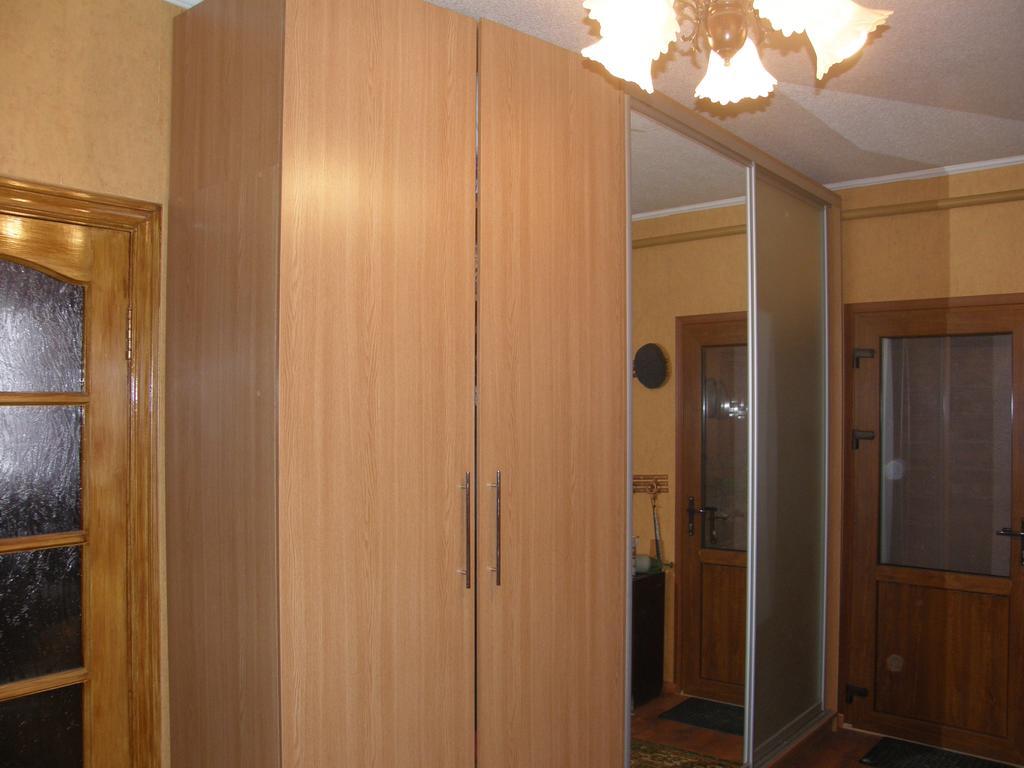 Guest House Kamenny Dom Karolino-Buhaz Bagian luar foto